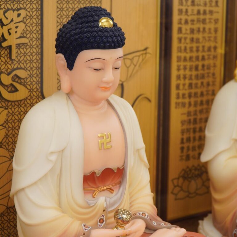 Tuong Tay Phuong Tam Thanh Da Thach Anh 3771 (1)
