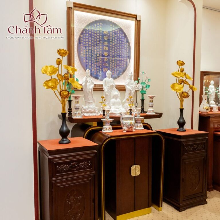 Lưu ý khi chọn mẫu bàn thờ gia tiên đẹp đơn giản