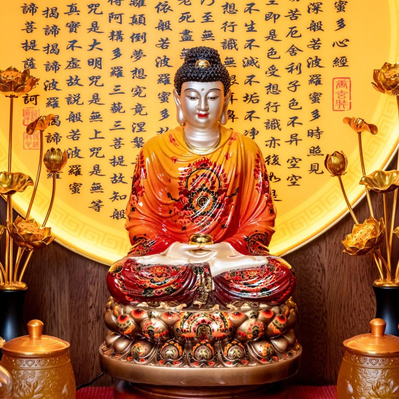 Tuong Phat Phu Hop Khong Gian Tho 4