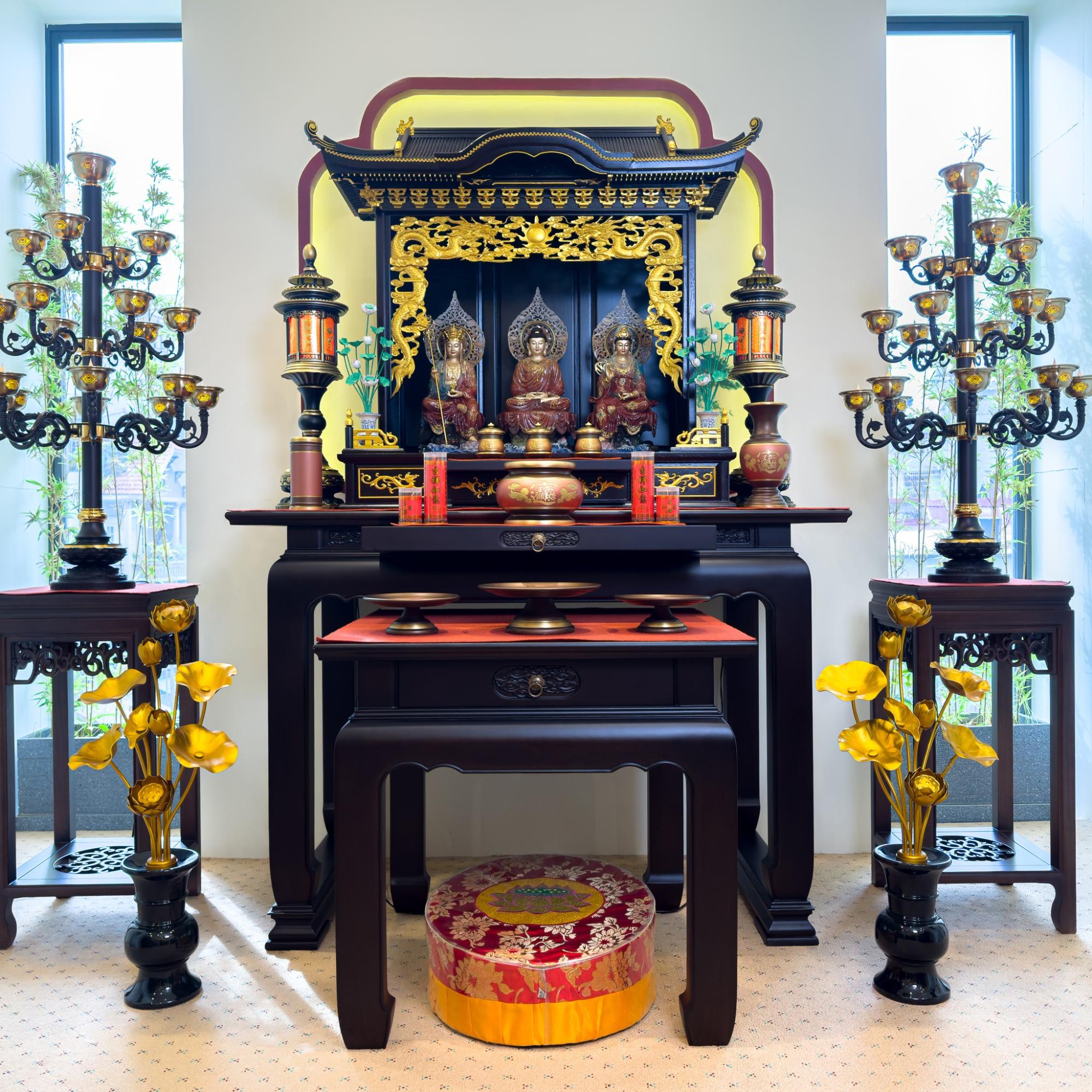 Nghi thức cúng tất niên và đón giao thừa