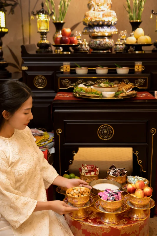 Tượng Phật thường thờ trong tháng Vu Lan
