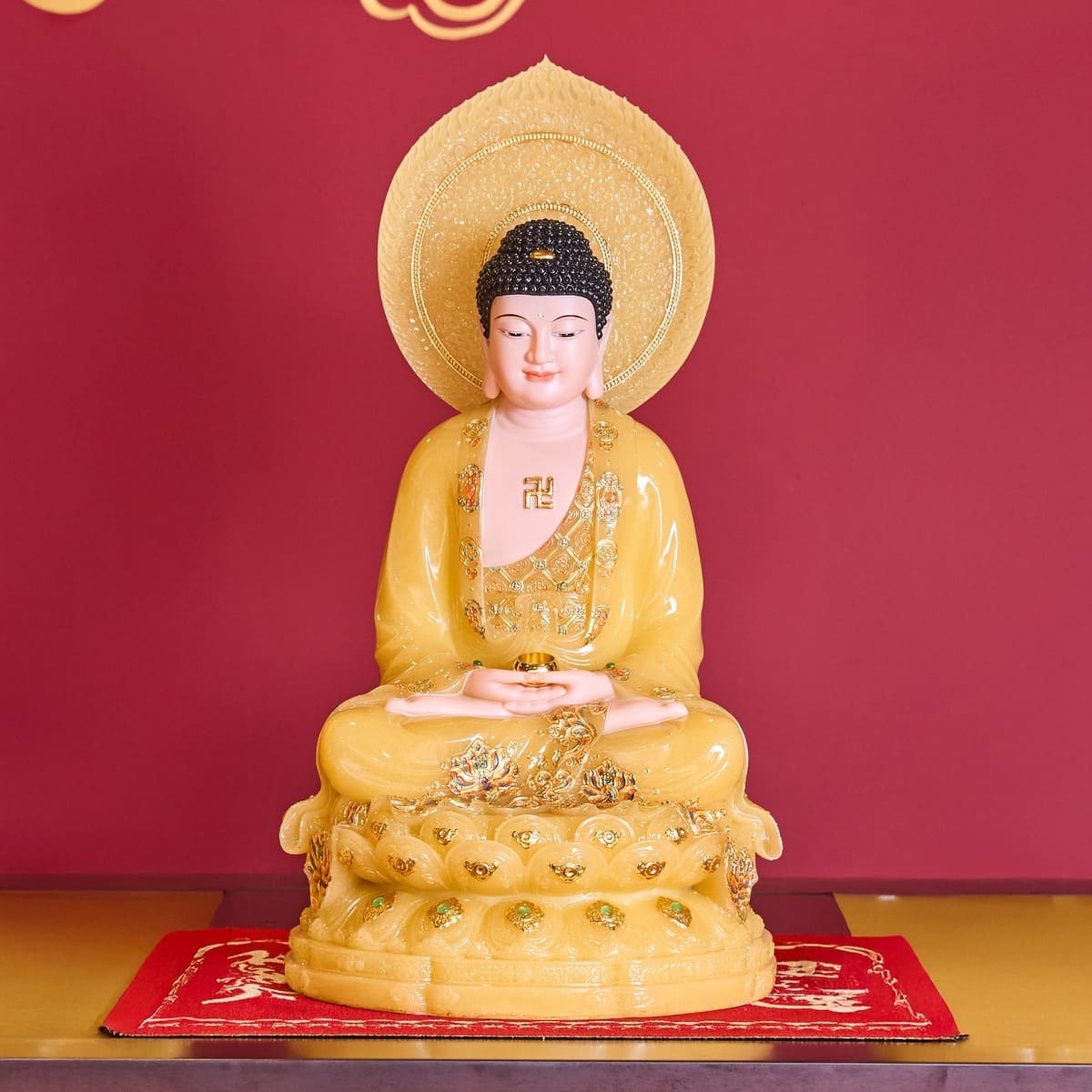 Các mẫu tượng Phật A Di Đà tiêu biểu cho không gian gia đình