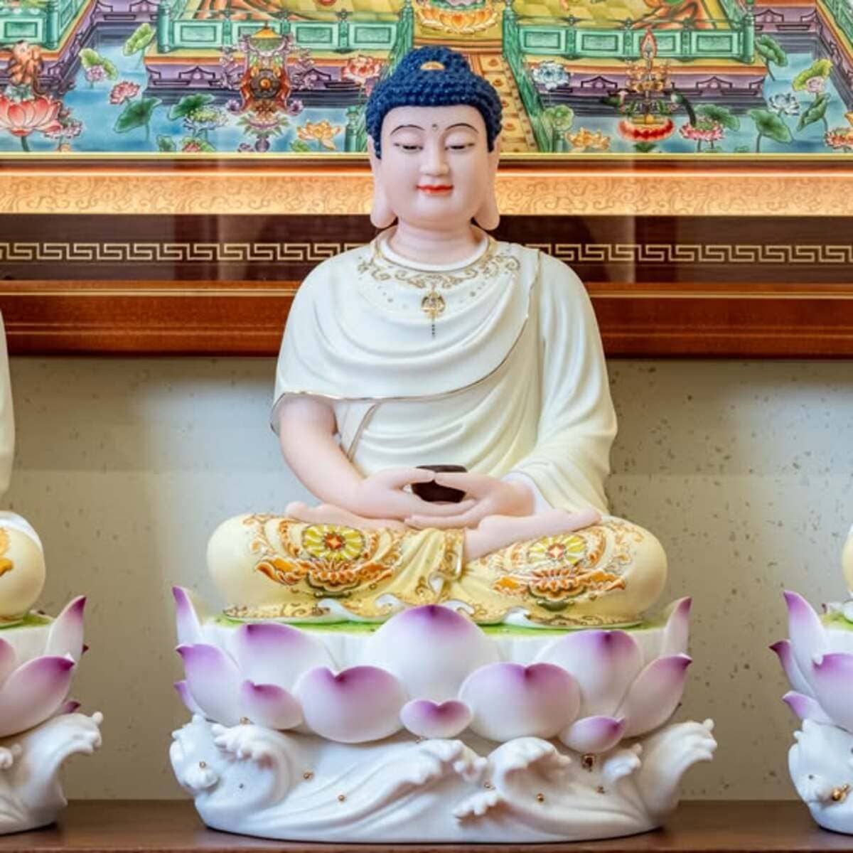 Đức Phật A Di Đà - Vị Phật của ánh sáng vô lượng